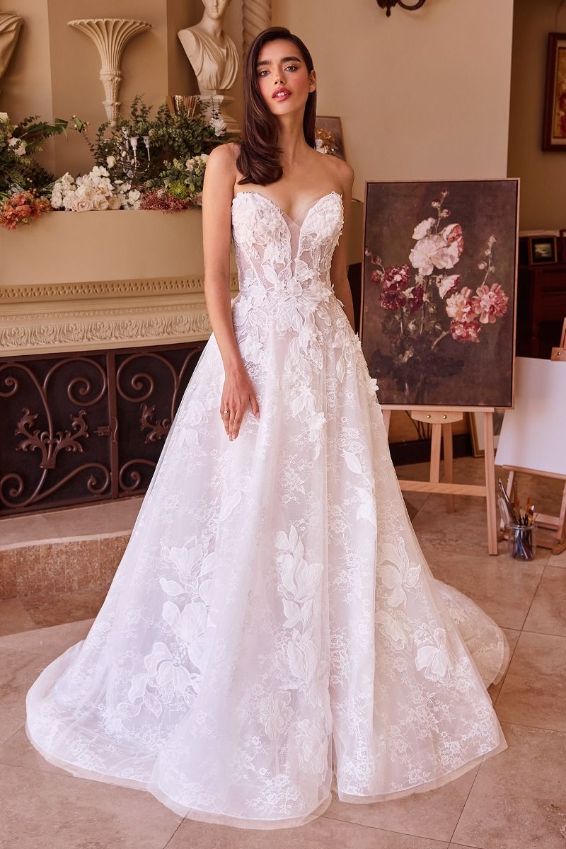 ROBE DE MARIÉE PRINCESSE EN DENTELLE