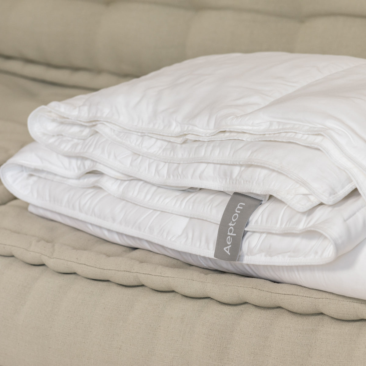 Couette en satin de bambou biologique