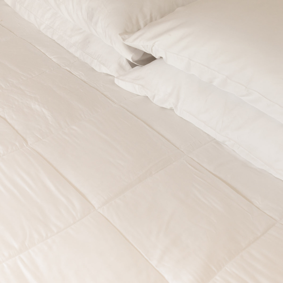 Couette en satin de bambou biologique