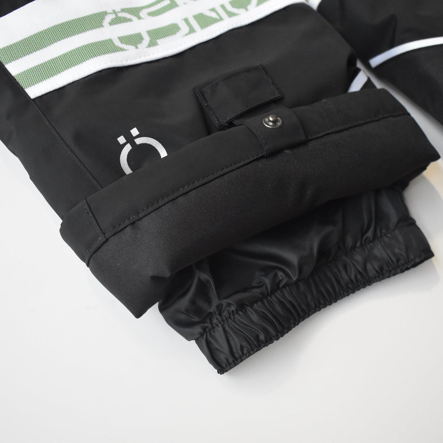 Ensemble de ski (blouson court et pantalon) Nikki