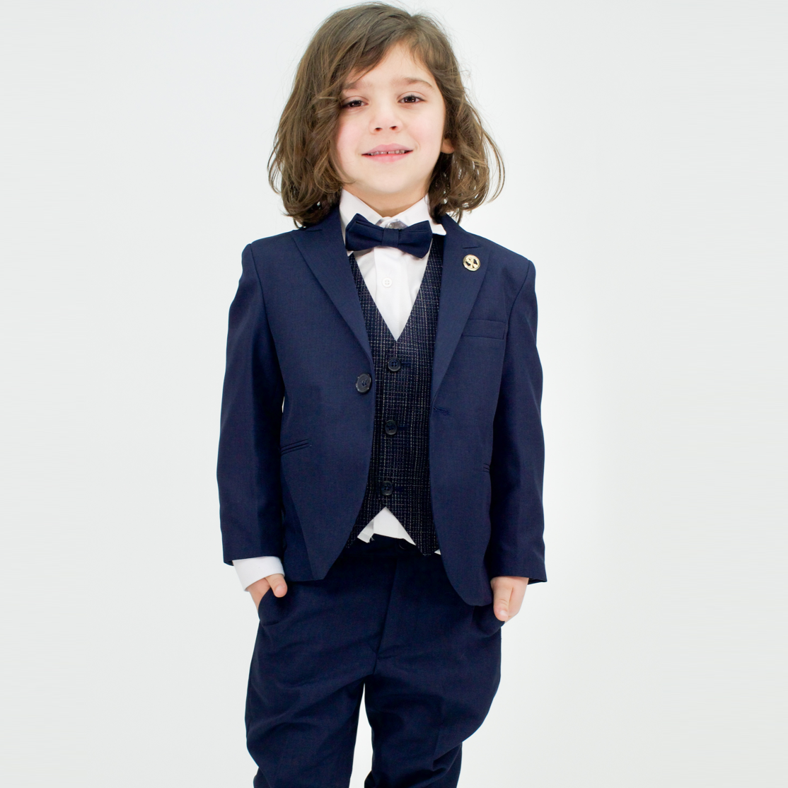 Costume de cérémonie élégant pour jeune garçon