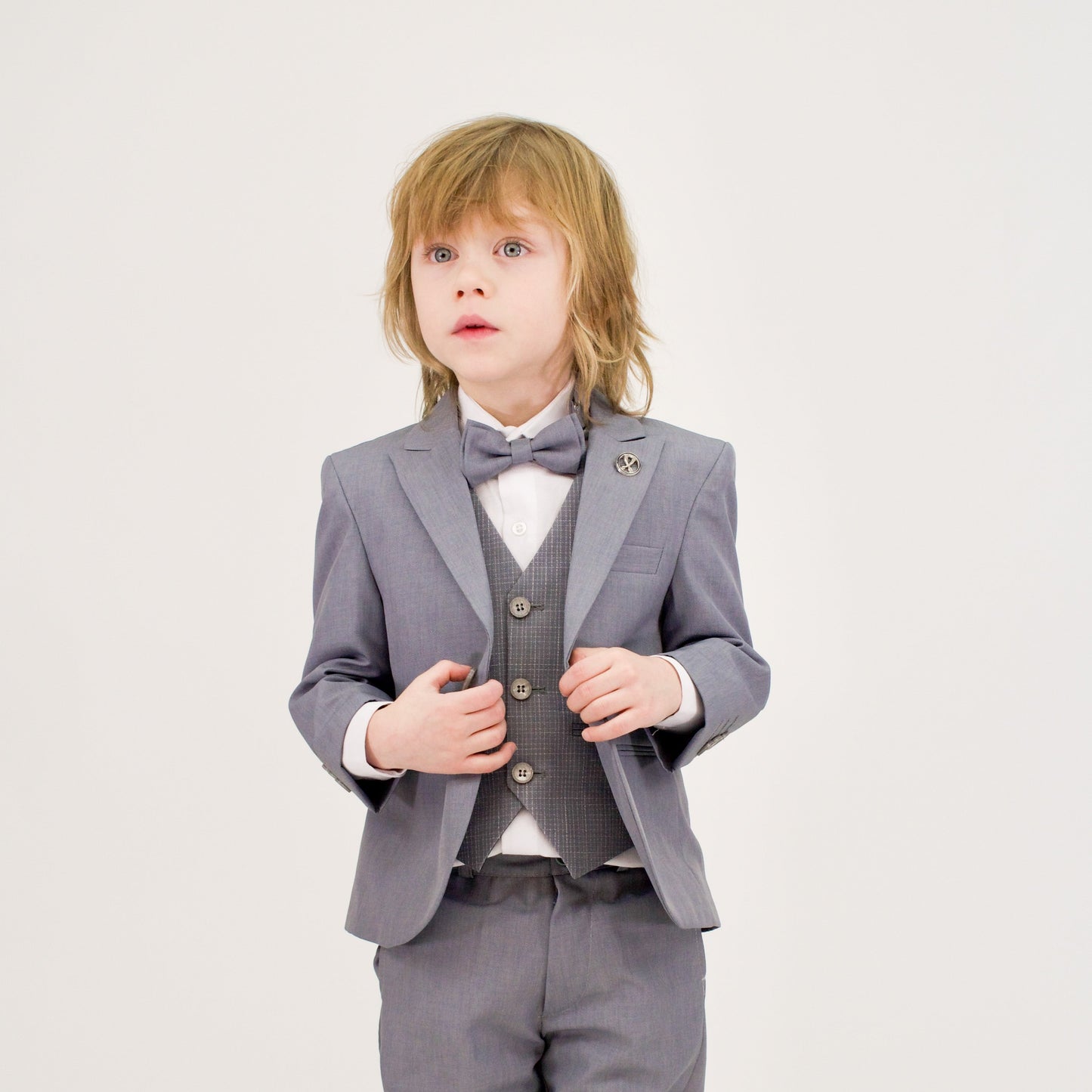 Costume de cérémonie élégant pour jeune garçon