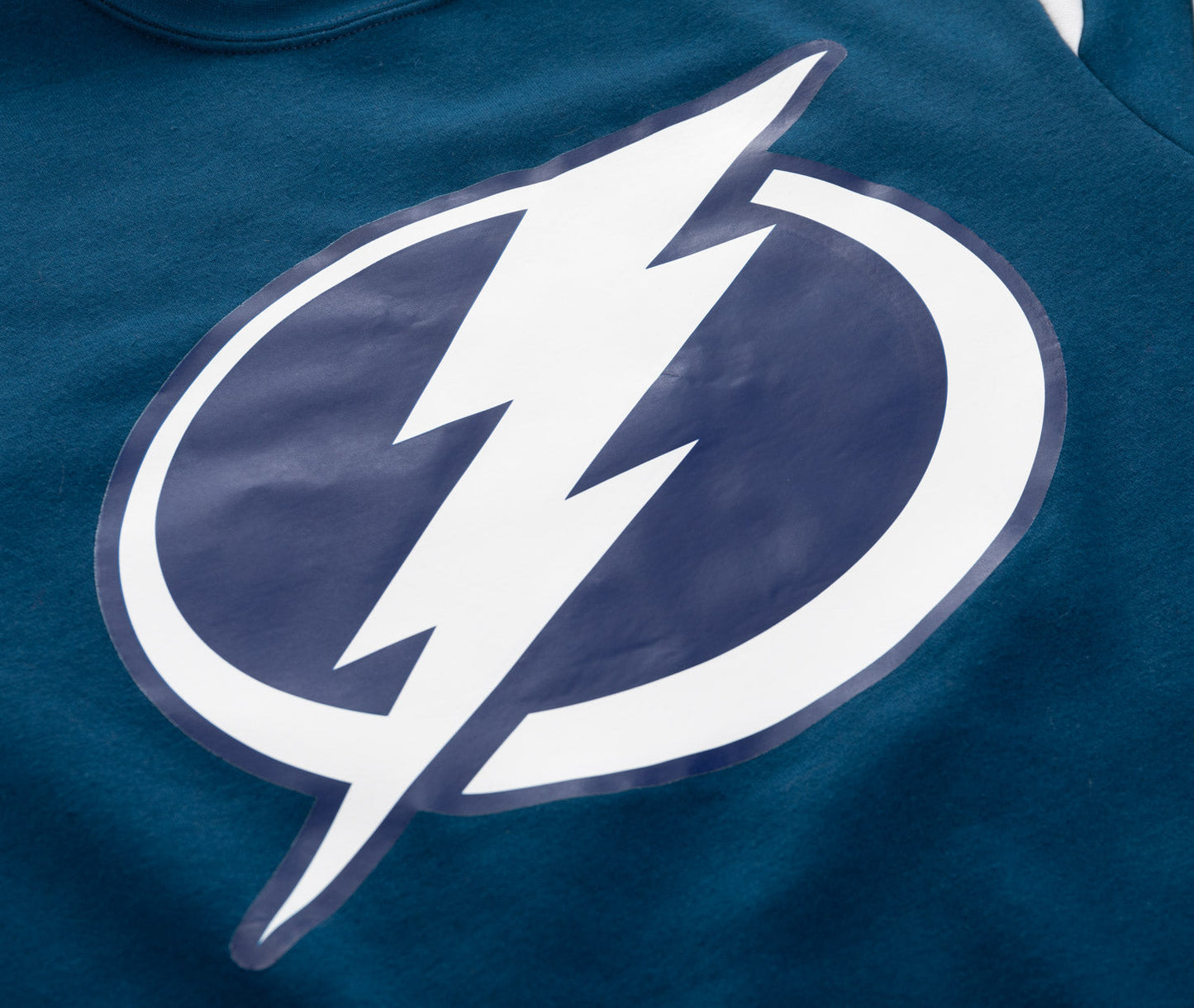 Sweat-shirt ras du cou de style rétro universitaire Tampa Bay Lightning