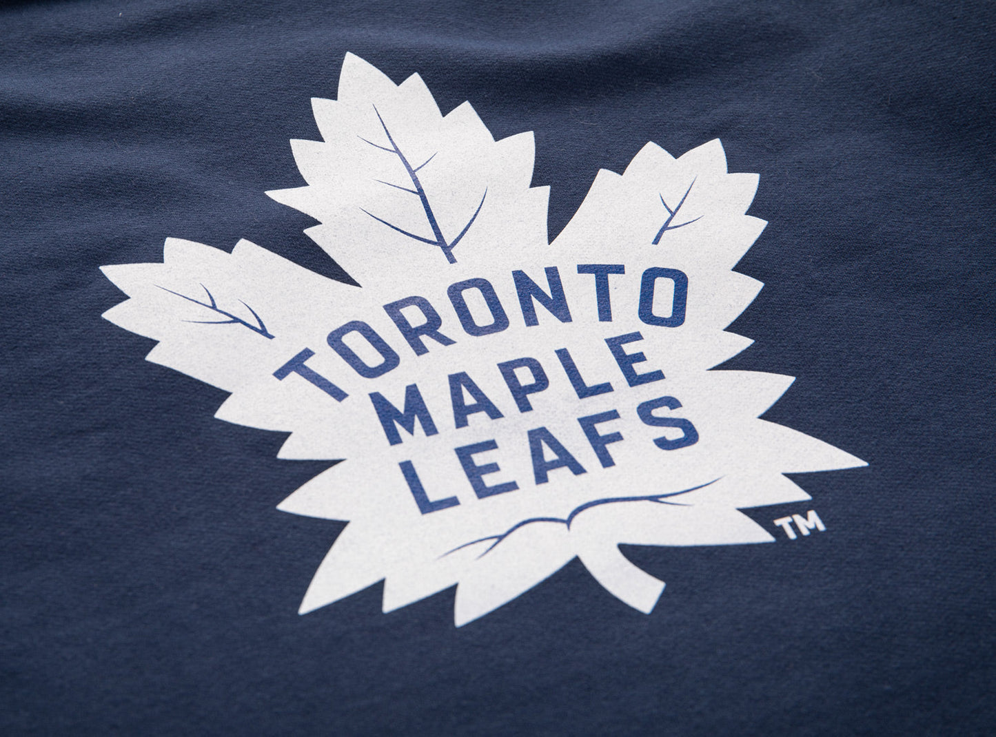 Sweat-shirt ras du cou de style rétro universitaire des Maple Leafs de Toronto